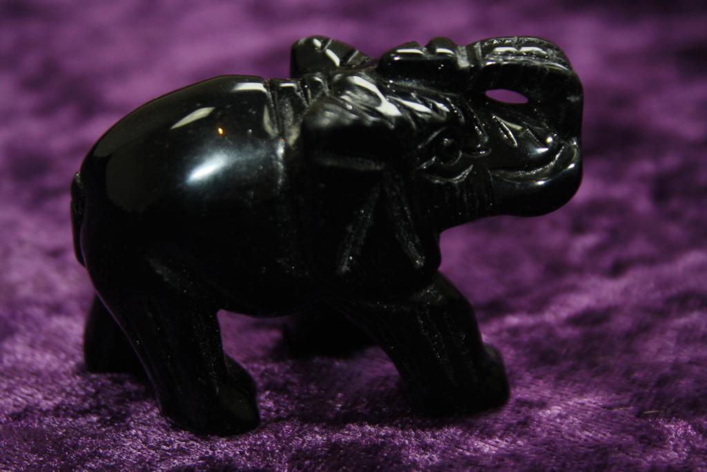 Figurine - Elephant - Black Obsidian - 60mm - Click Image to Close