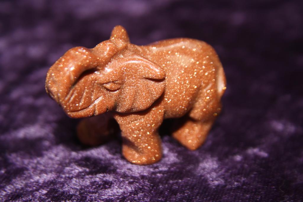 Figurine - Elephant - Goldstone - 50mm - Click Image to Close
