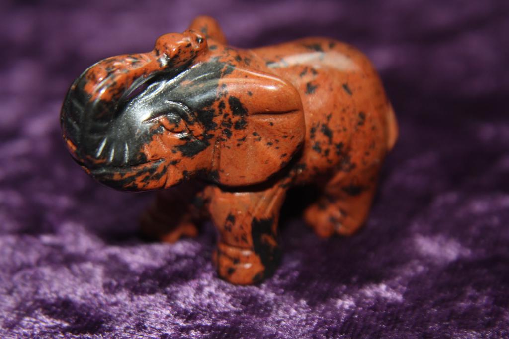 Figurine - Elephant - Mahogany Obsidian - 50mm - Click Image to Close