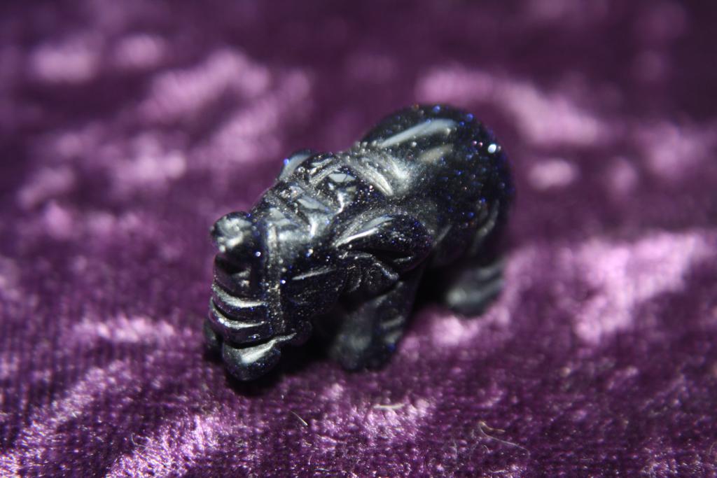 Figurine - Elephant - Blue Goldstone - 25mm - Click Image to Close