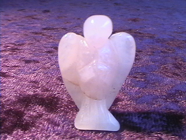 Figurine - Angel - Rose Quartz - 25mm - Click Image to Close