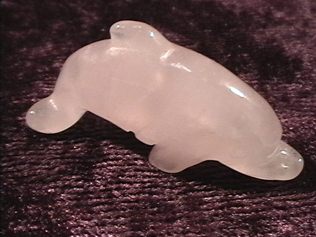 Figurine - Dolphin - Rose Quartz - 25mm - Click Image to Close