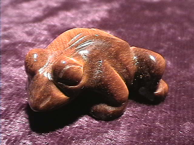 Figurine - Frog - Tiger Eye - 25mm - Click Image to Close