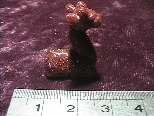 Figurine - Giraffe - Goldstone - 25mm - Click Image to Close
