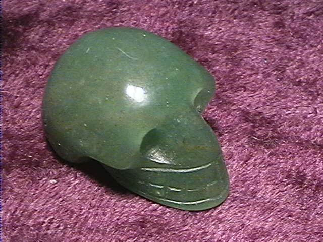 Figurine - Skull - Aventurine - 25mm - Click Image to Close