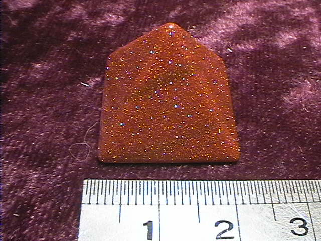 Pyramid - Goldstone - 20mm - Click Image to Close
